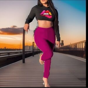 👄Long Sleeve Rolling Stones Mouth Graphics Crop Top & Purplelish Legging Outfit